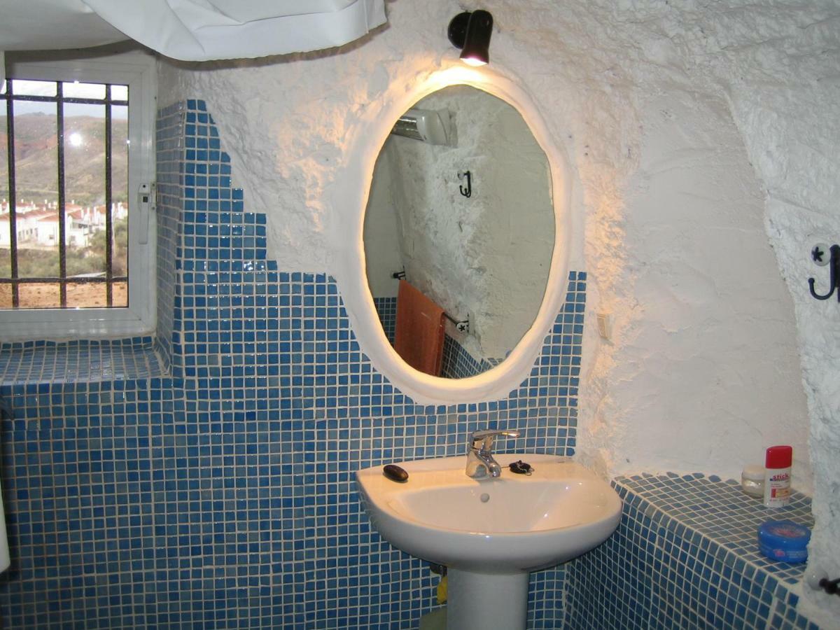 Casa Cueva Lopera Guest House Graena Exterior photo