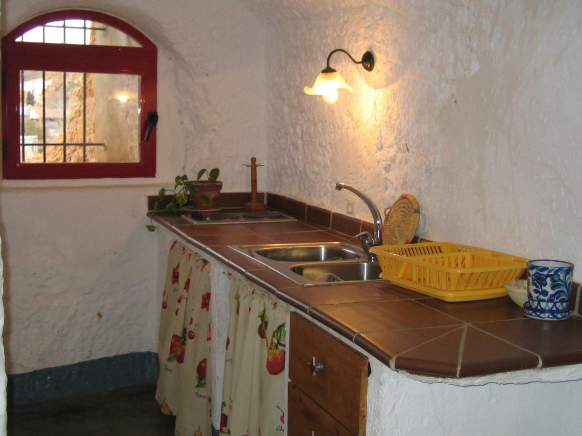 Casa Cueva Lopera Guest House Graena Exterior photo
