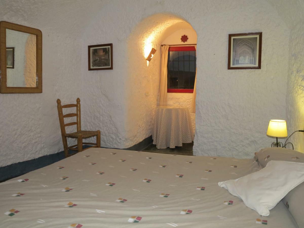 Casa Cueva Lopera Guest House Graena Exterior photo