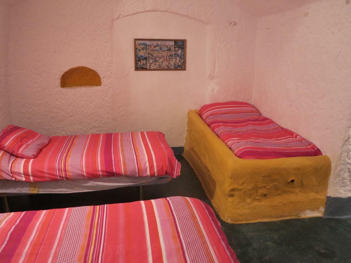 Casa Cueva Lopera Guest House Graena Exterior photo